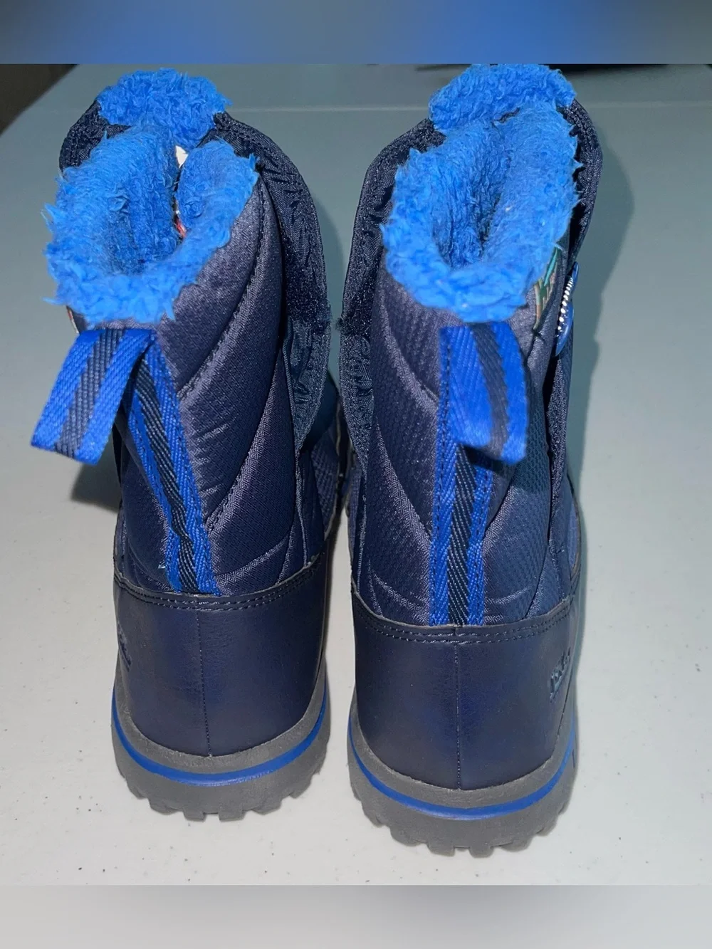 NWOT L.L. Bean Kids Navy and Bright Blue Fleece-Lined Snow Boots 5
